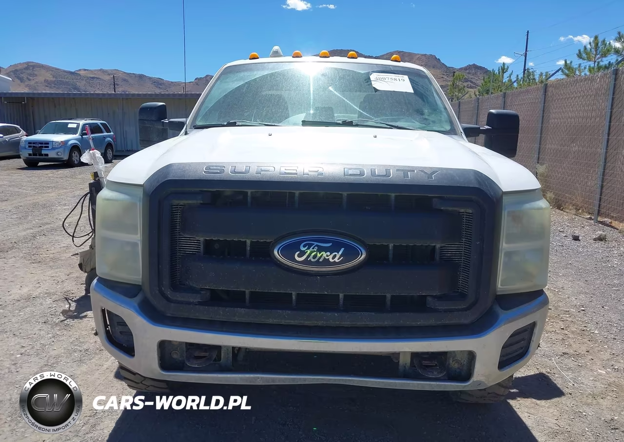 2011 Ford F-350 Chassis Xl VIN:1FD8W3F66BEC97128 - 12