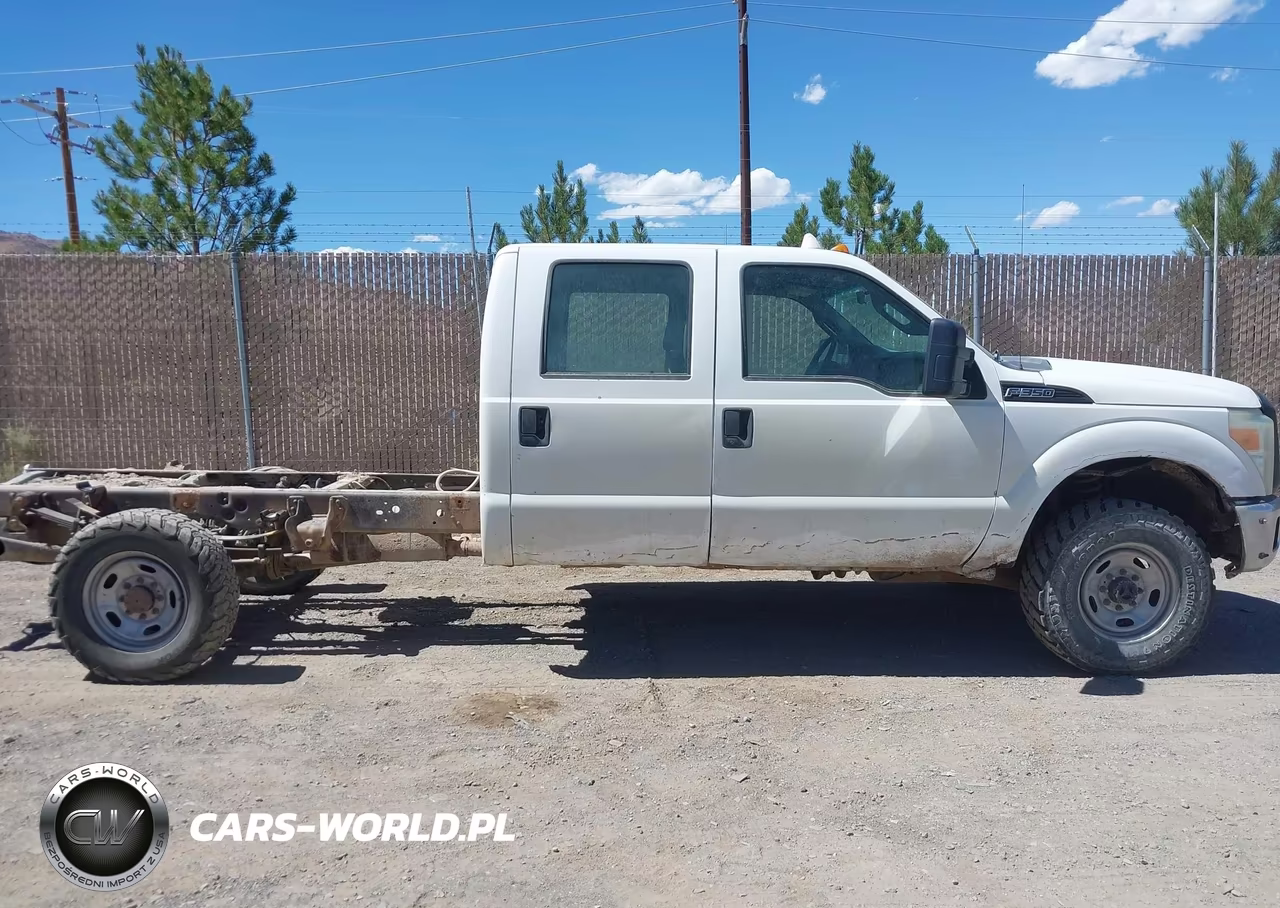 2011 Ford F-350 Chassis Xl VIN:1FD8W3F66BEC97128 - 13