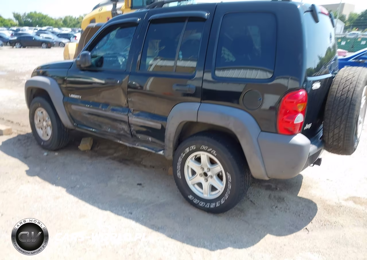 2004 Jeep Liberty Sport VIN:1J4GK48K24W160528 - 14
