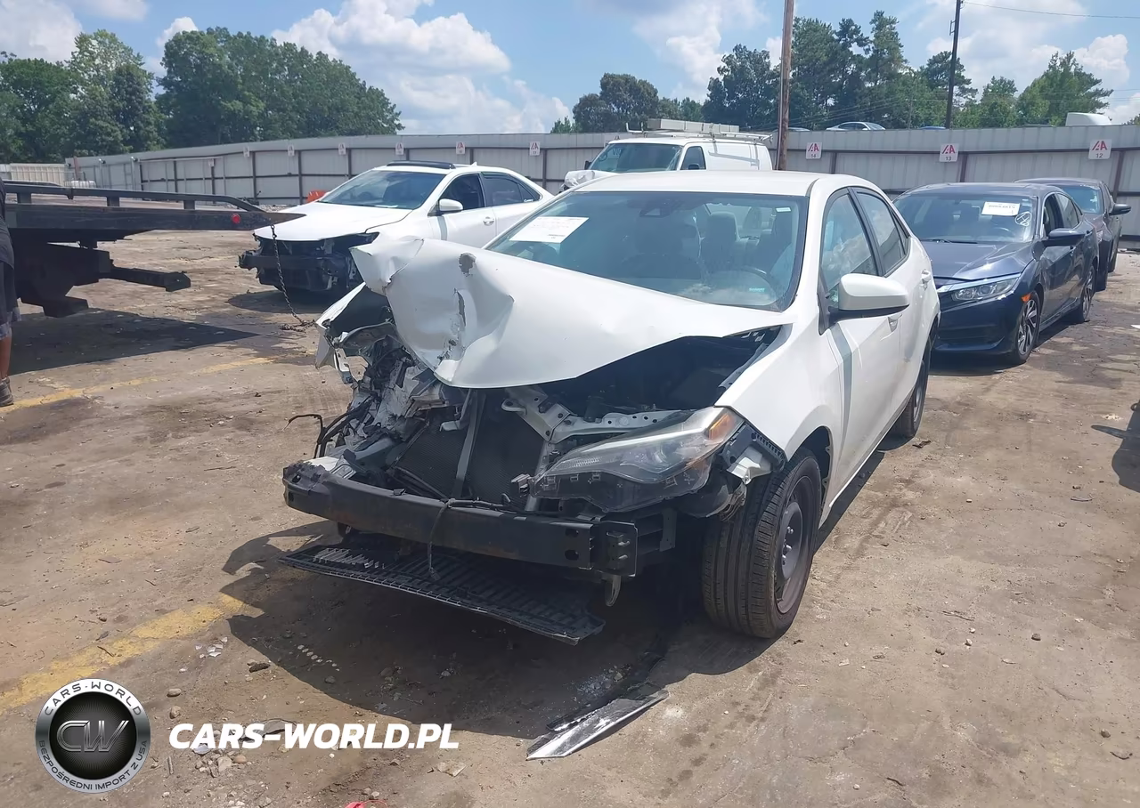 2017 Toyota Corolla Le VIN:5YFBURHE3HP591119 - 2