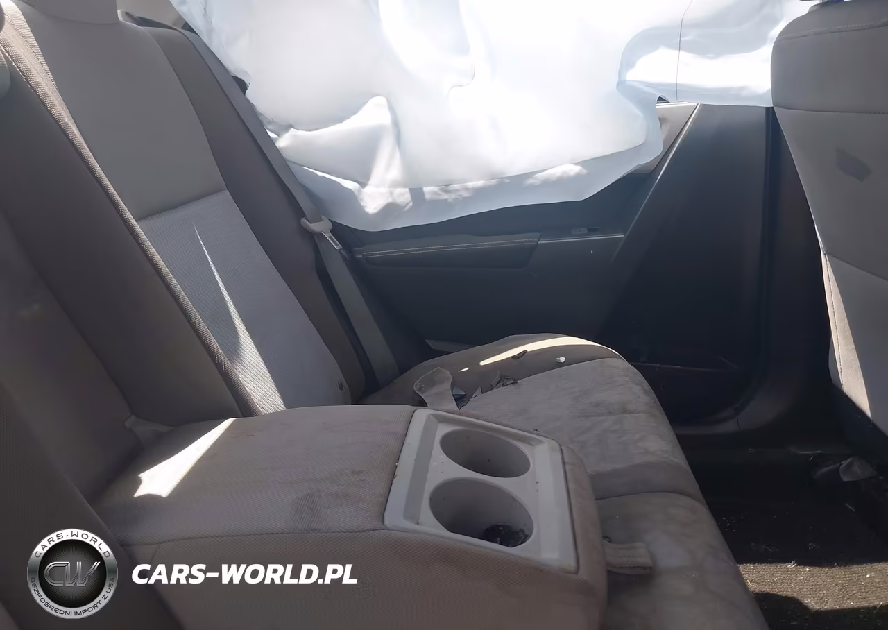 2017 Toyota Corolla Le VIN:5YFBURHE3HP591119 - 8