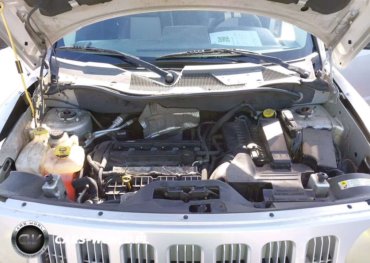 2008 Jeep Patriot Sport VIN:1J8FT28098D588947 - 10