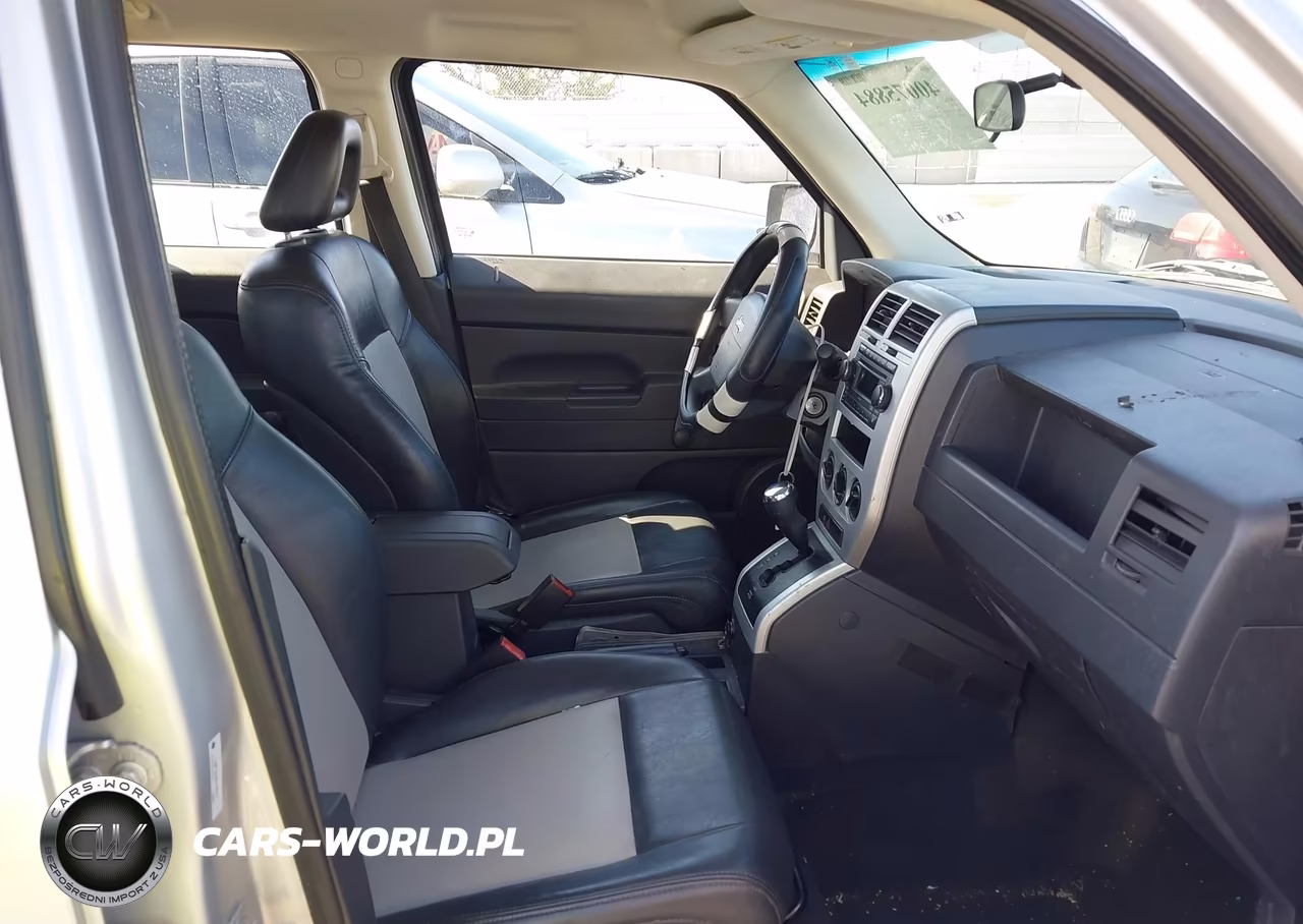 2008 Jeep Patriot Sport VIN:1J8FT28098D588947 - 5