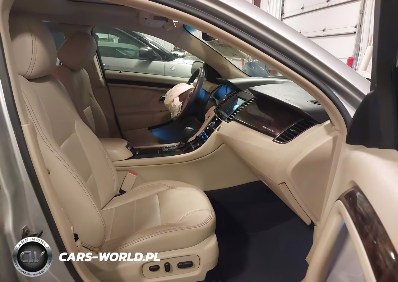 2018 Ford Taurus Limited VIN:1FAHP2F82JG118010 - 5