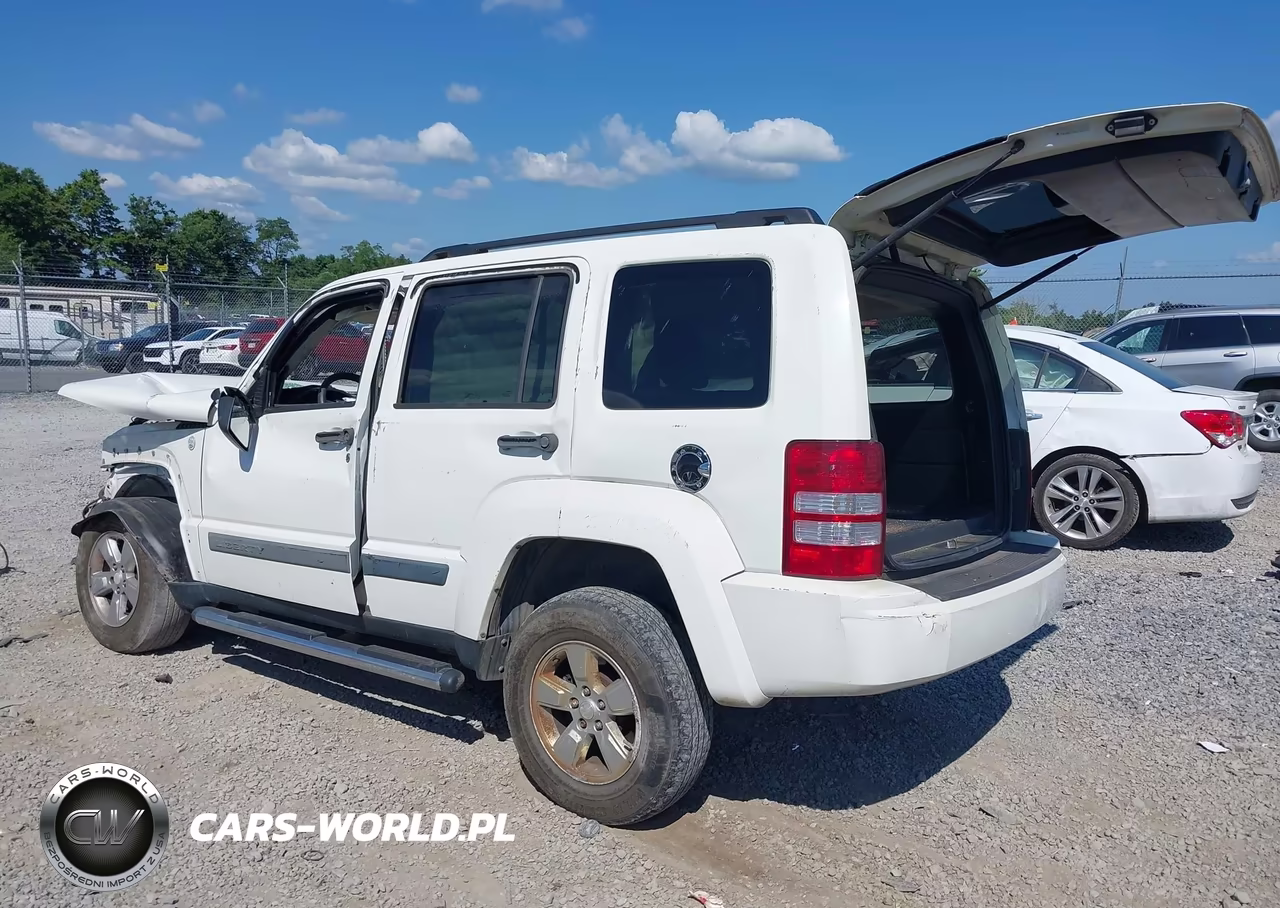 2010 Jeep Liberty Sport VIN:1J4PN2GK5AW165103 - 3