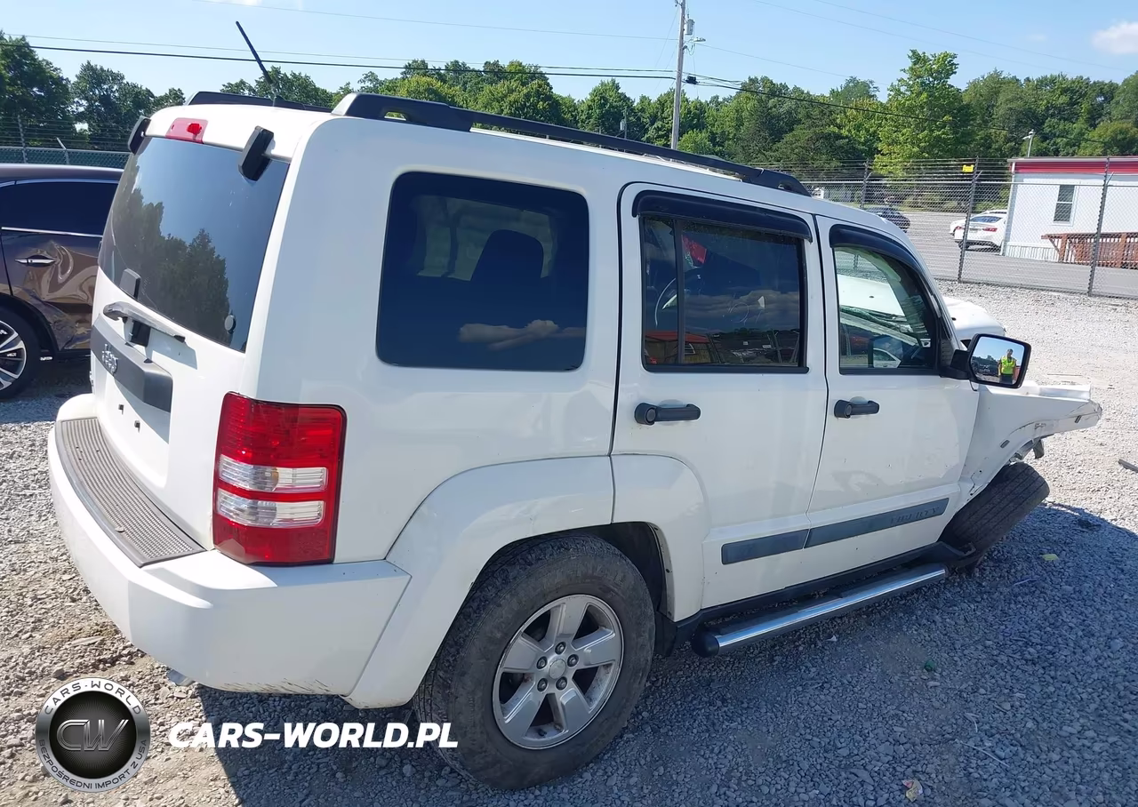 2010 Jeep Liberty Sport VIN:1J4PN2GK5AW165103 - 4