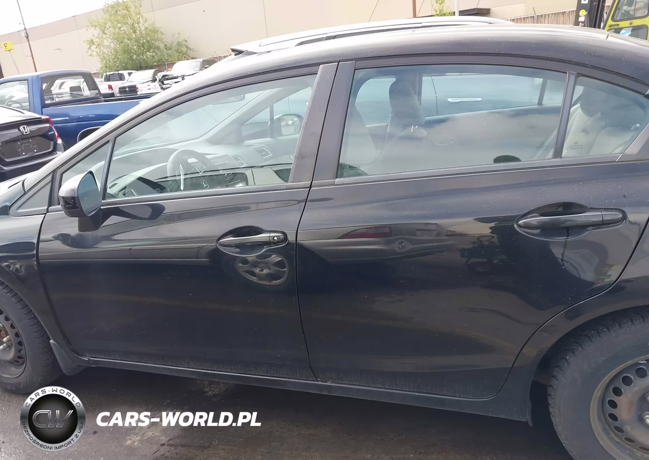 2012 Honda Fit VIN:JHMGE8H35CC028410 - 15