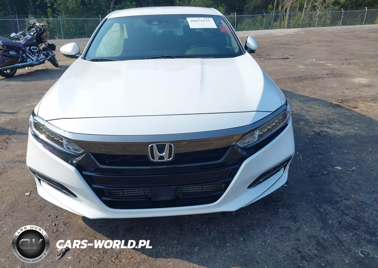2018 Honda Accord Sport VIN:1HGCV1F34JA155301 - 12