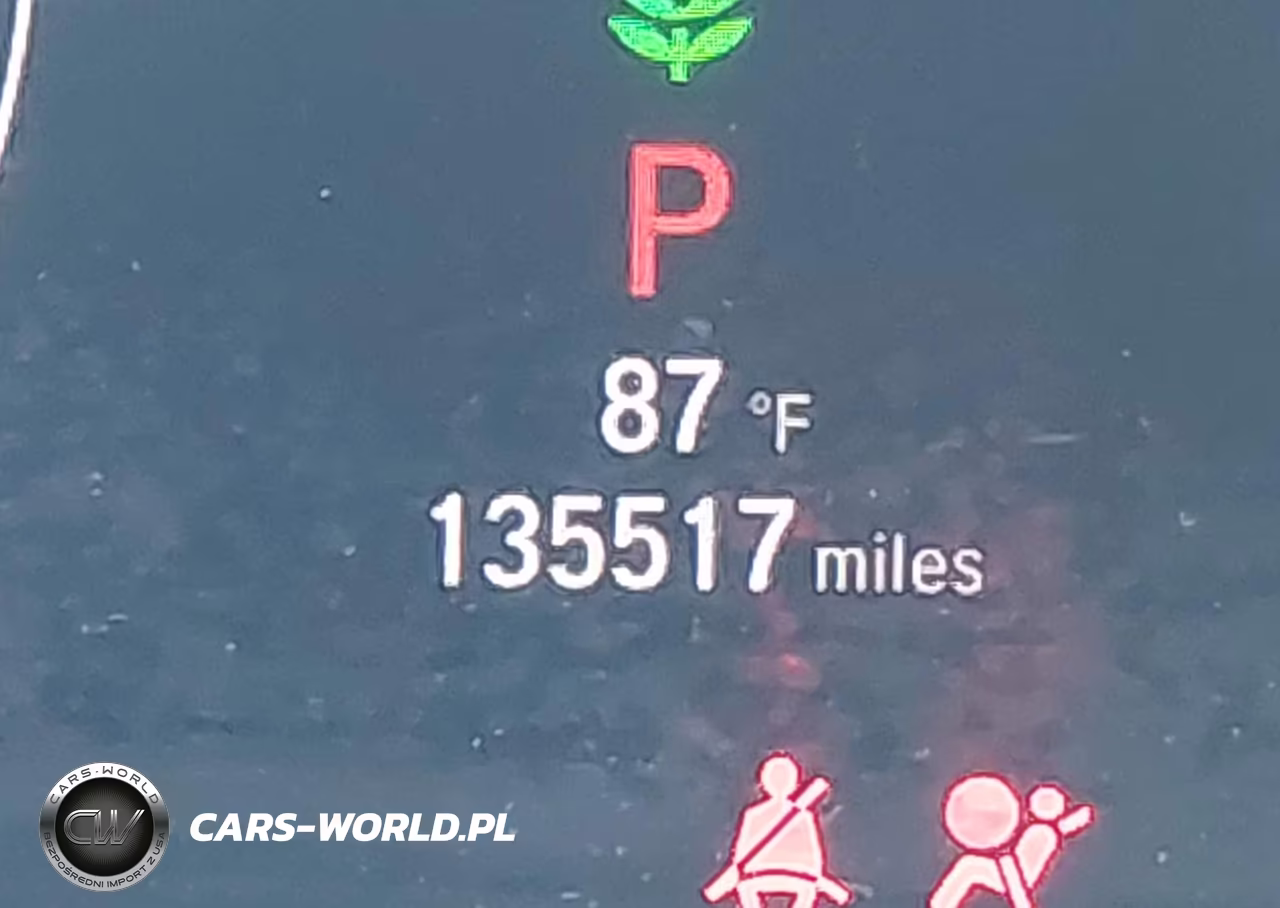 2018 Honda Accord Sport VIN:1HGCV1F34JA155301 - 15