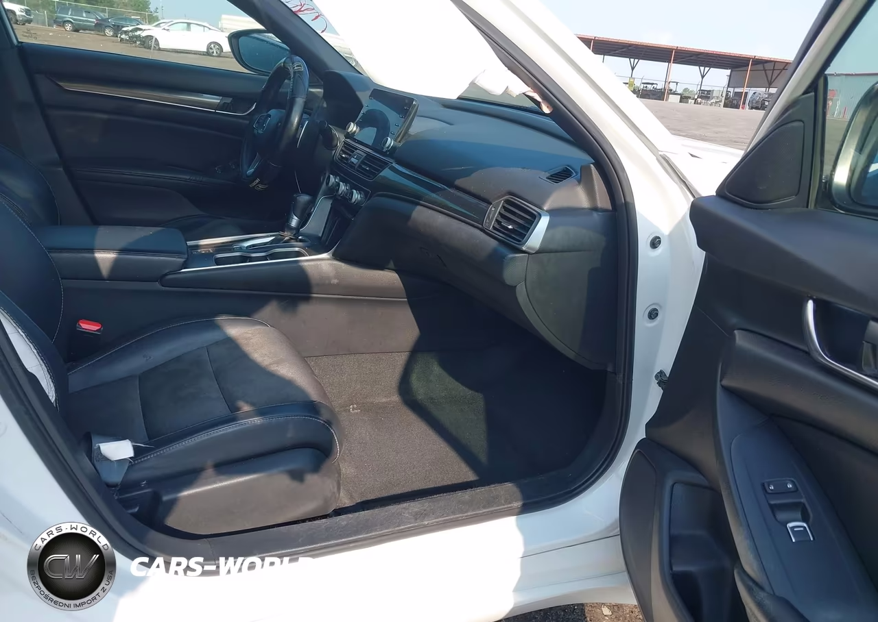 2018 Honda Accord Sport VIN:1HGCV1F34JA155301 - 5
