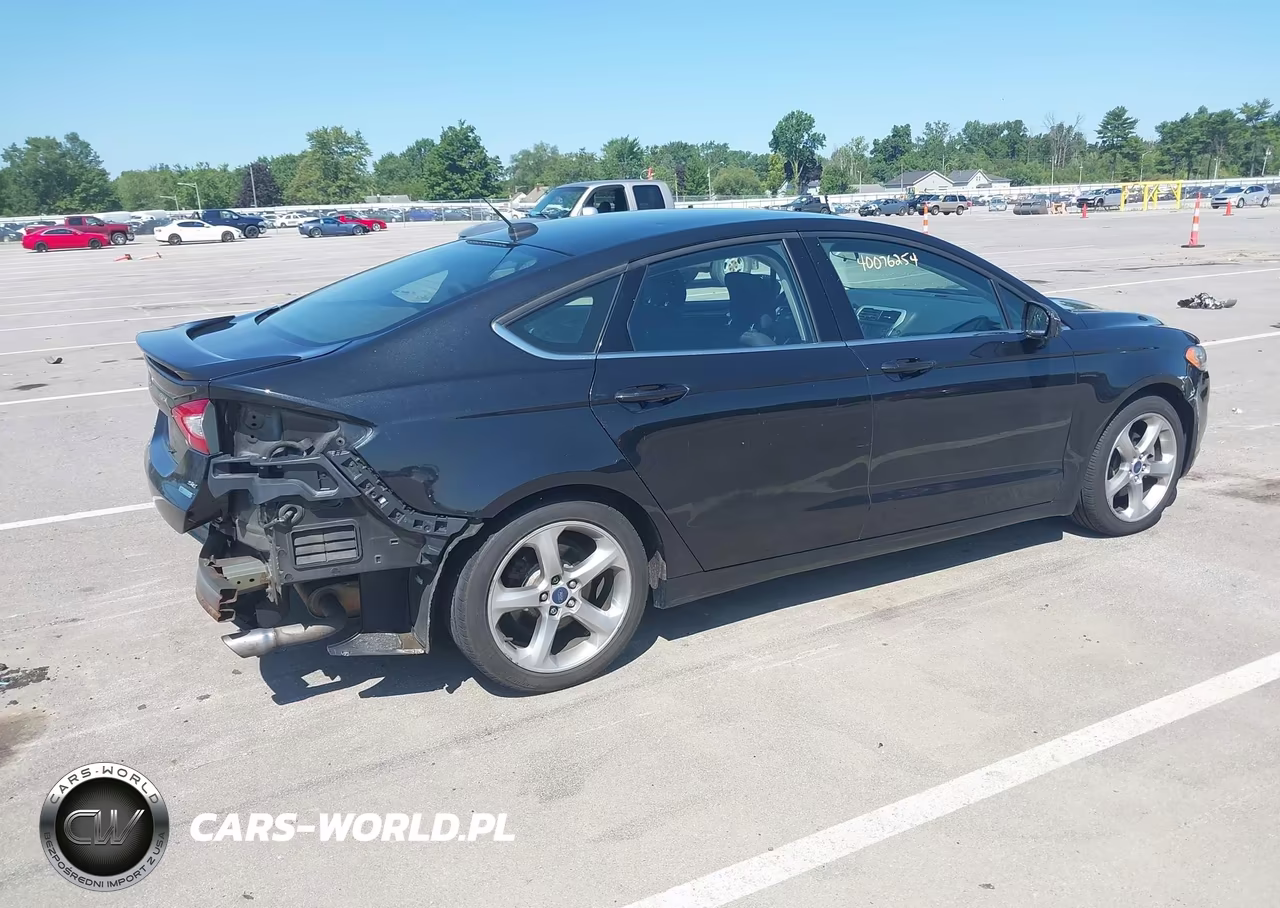 2014 Ford Fusion Se VIN:1FA6P0HD5E5378439 - 4