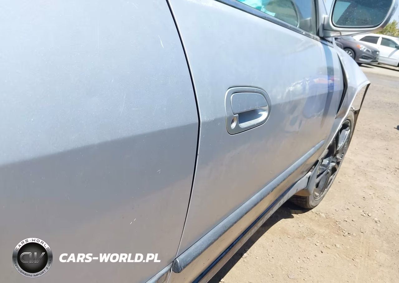 1999 Honda Accord Lx VIN:1HGCG6658XA124151 - 13