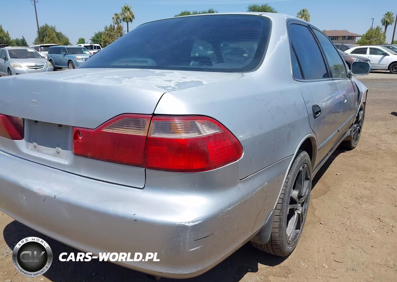 1999 Honda Accord Lx VIN:1HGCG6658XA124151 - 14