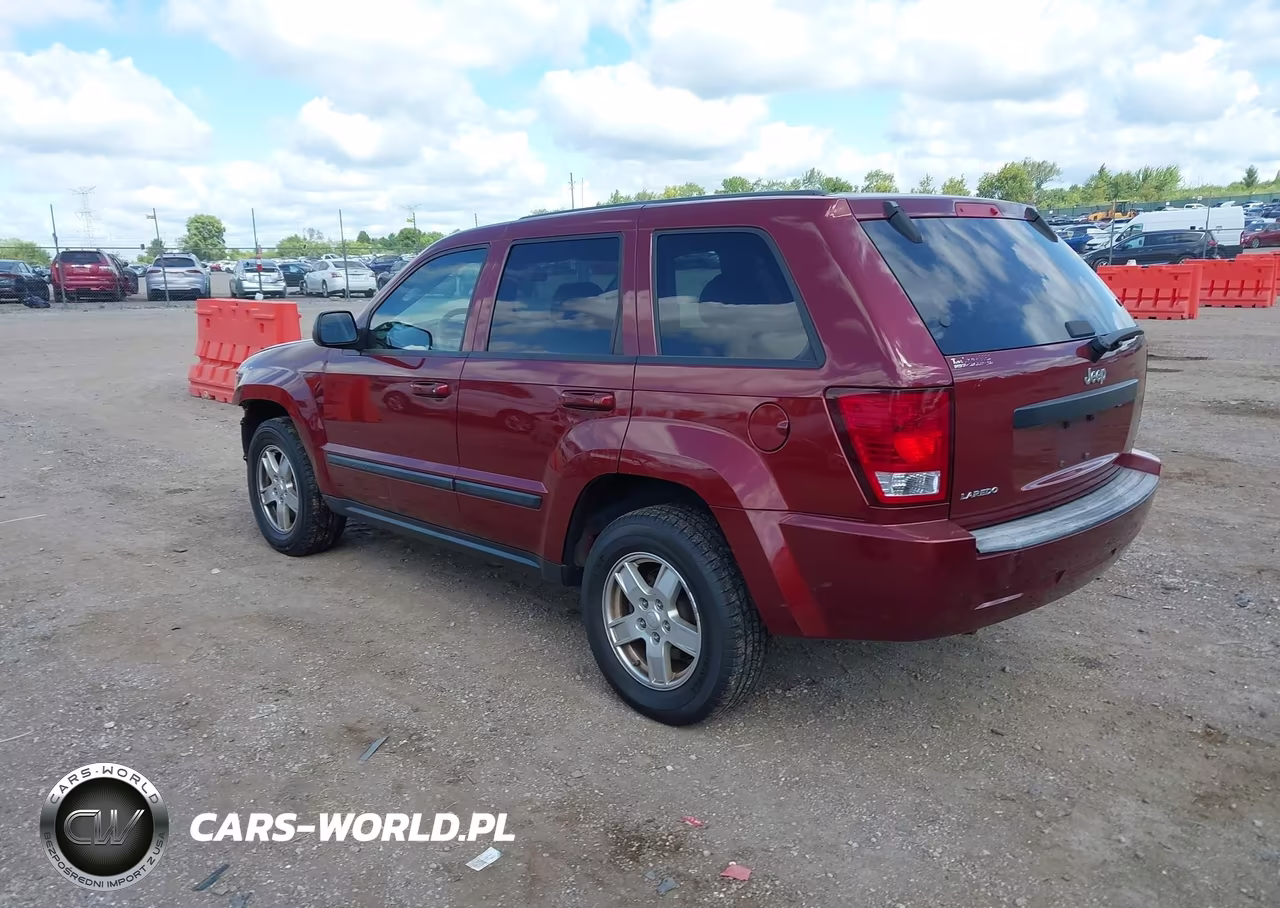 2007 Jeep Grand Cherokee Laredo VIN:1J8GS48K17C653136 - 3