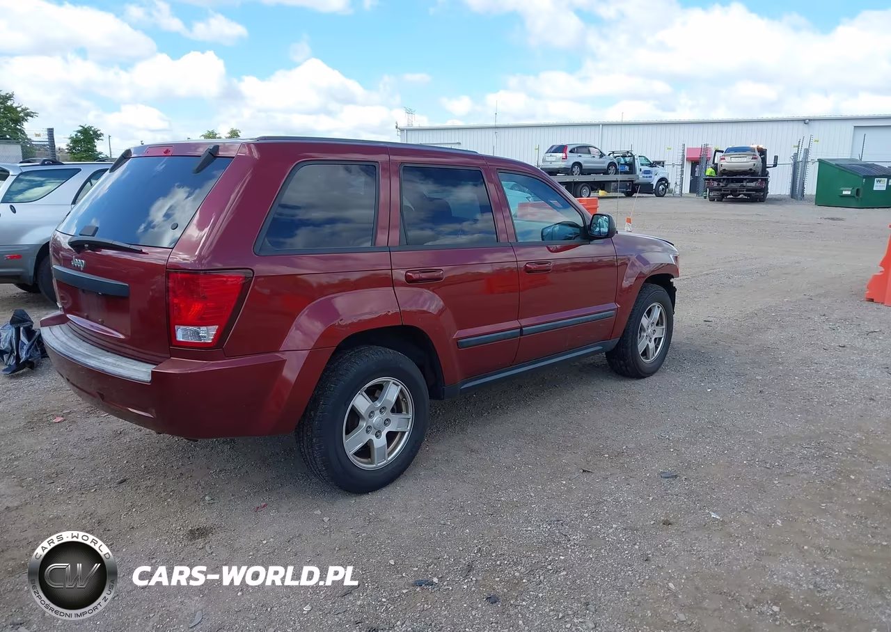 2007 Jeep Grand Cherokee Laredo VIN:1J8GS48K17C653136 - 4