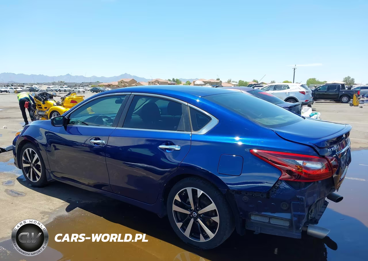 2018 Nissan Altima 2.5 Sr VIN:1N4AL3AP6JC125373 - 3