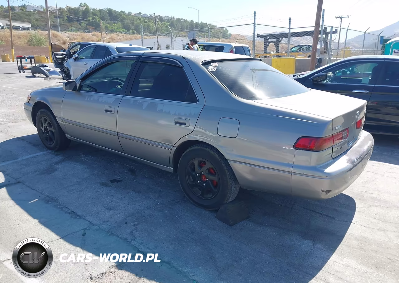 1998 Toyota Camry Le VIN:JT2BG22K3W0148868 - 14