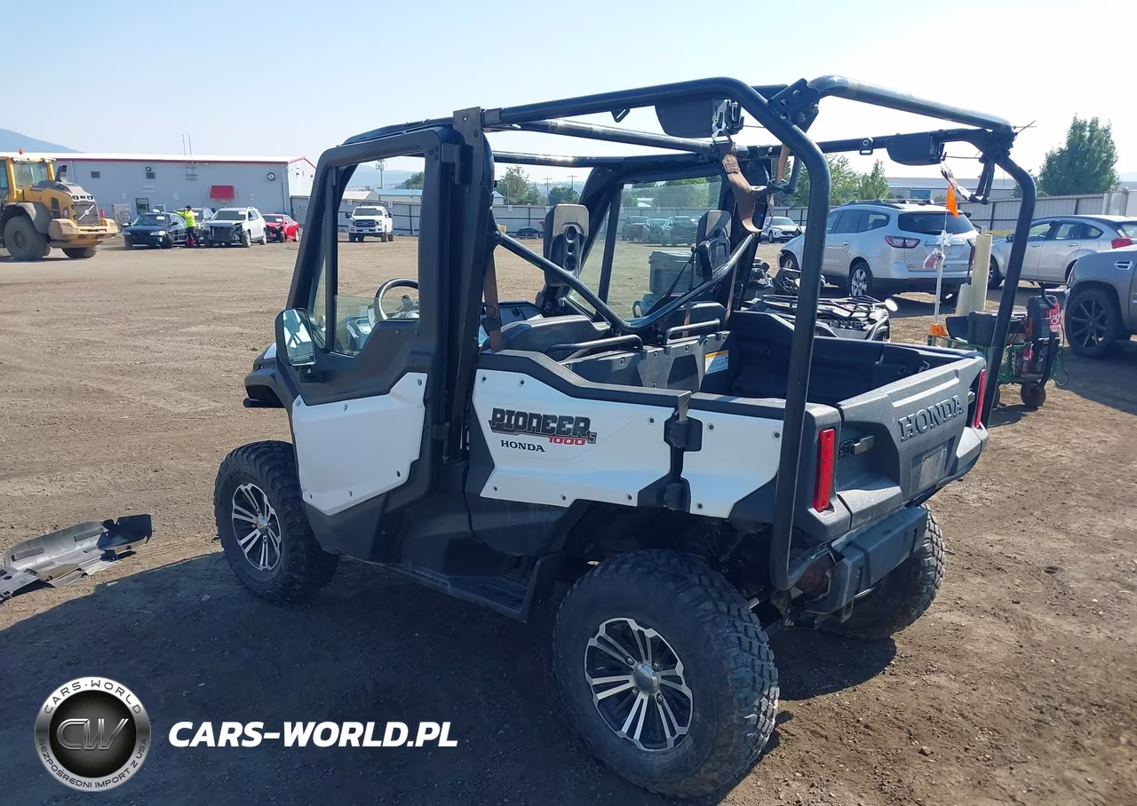 2016 Honda Sxs1000 M5 VIN:1HFVE04J6G4000605 - 3
