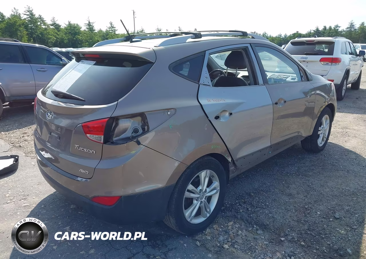 2011 Hyundai Tucson Gls VIN:KM8JUCAC4BU200552 - 4
