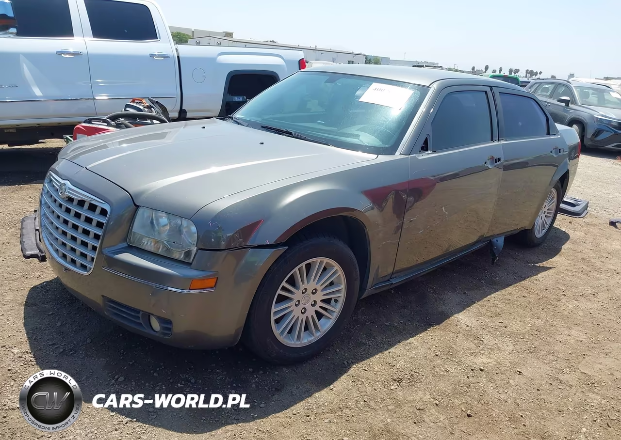 2010 Chrysler 300 Touring-Signature Series-Executive Series VIN:2C3CA5CV5AH105875 - 2