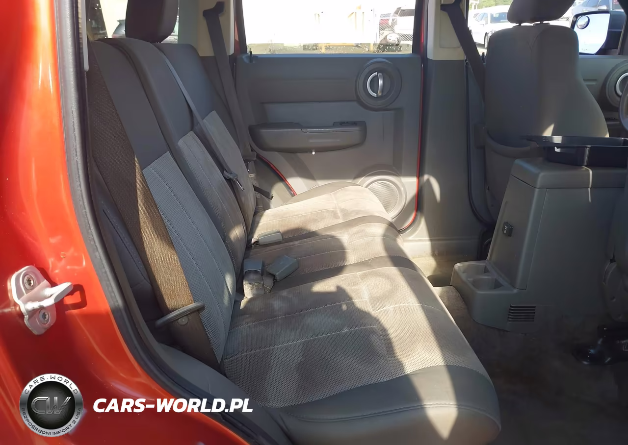 2007 Dodge Nitro Sxt VIN:1D8GT28KX7W545977 - 8