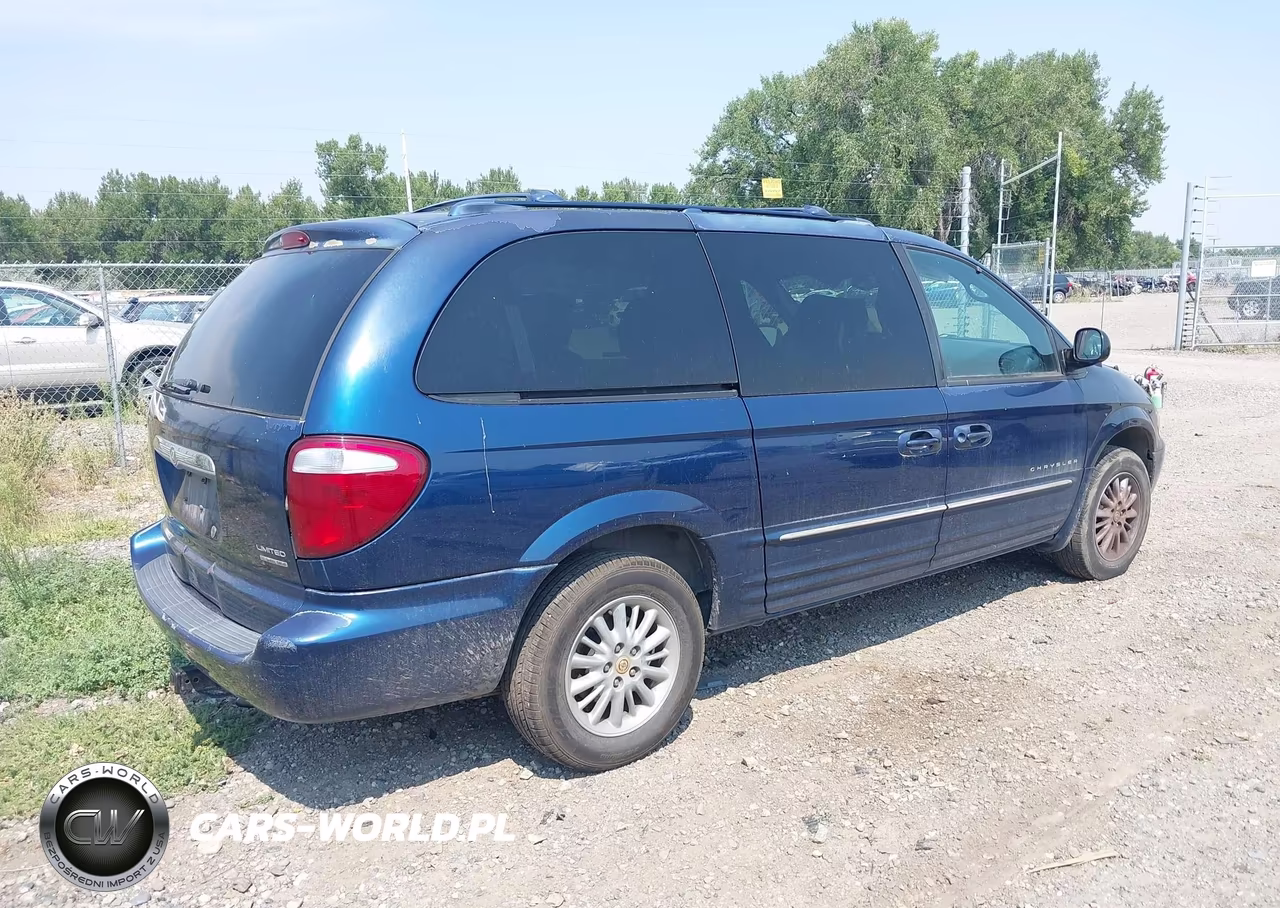 2001 Chrysler Town & Country Limited VIN:2C8GT64L51R105474 - 4