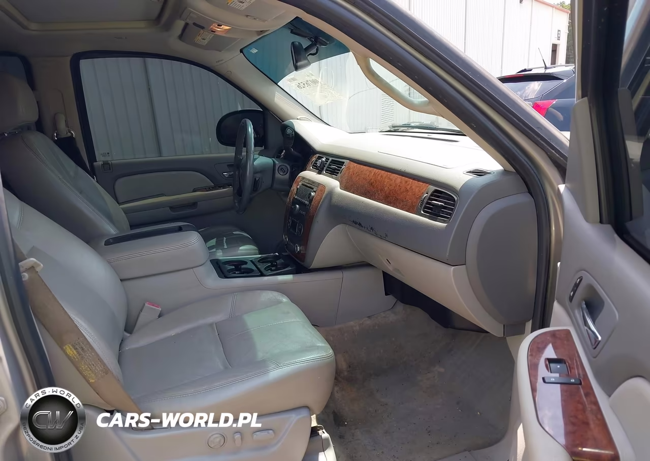 2007 Chevrolet Tahoe Lt VIN:1GNFC13JX7J123733 - 5
