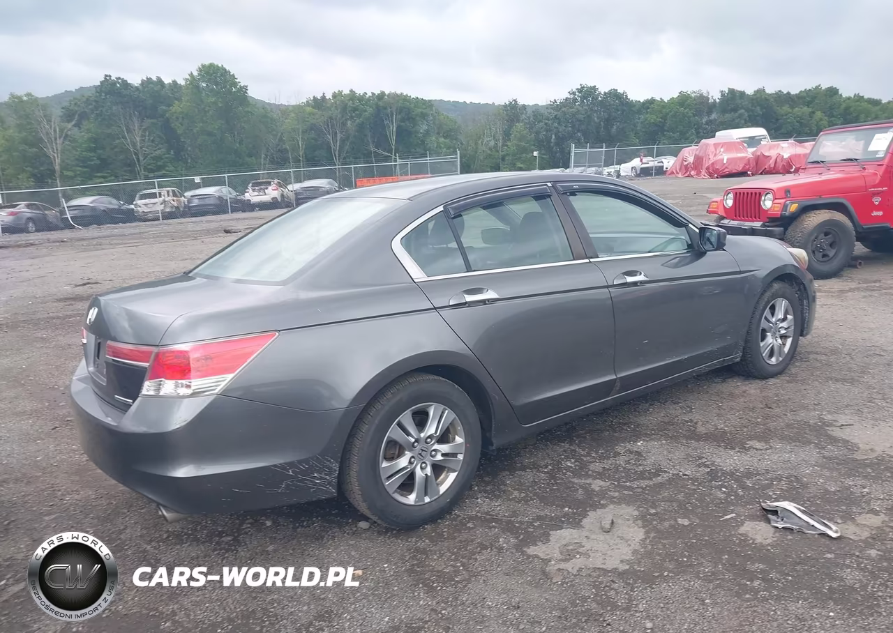 2011 Honda Accord Se VIN:1HGCP2F64BA093989 - 4