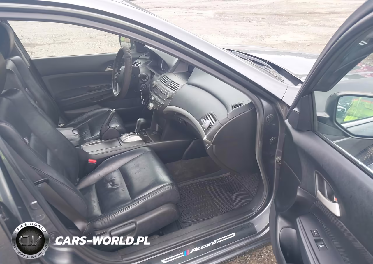 2011 Honda Accord Se VIN:1HGCP2F64BA093989 - 5