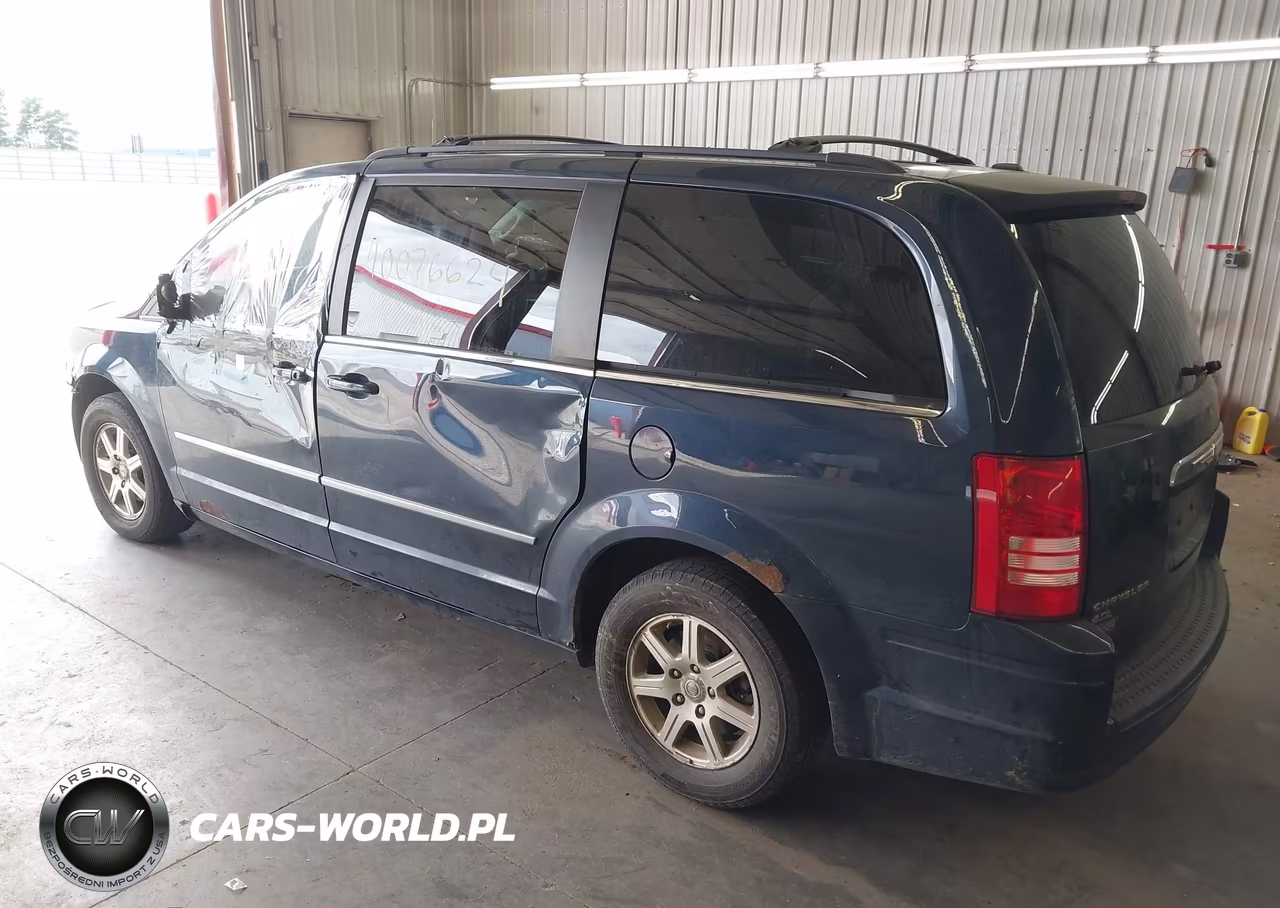 2009 Chrysler Town & Country Touring VIN:2A8HR54XX9R577935 - 3