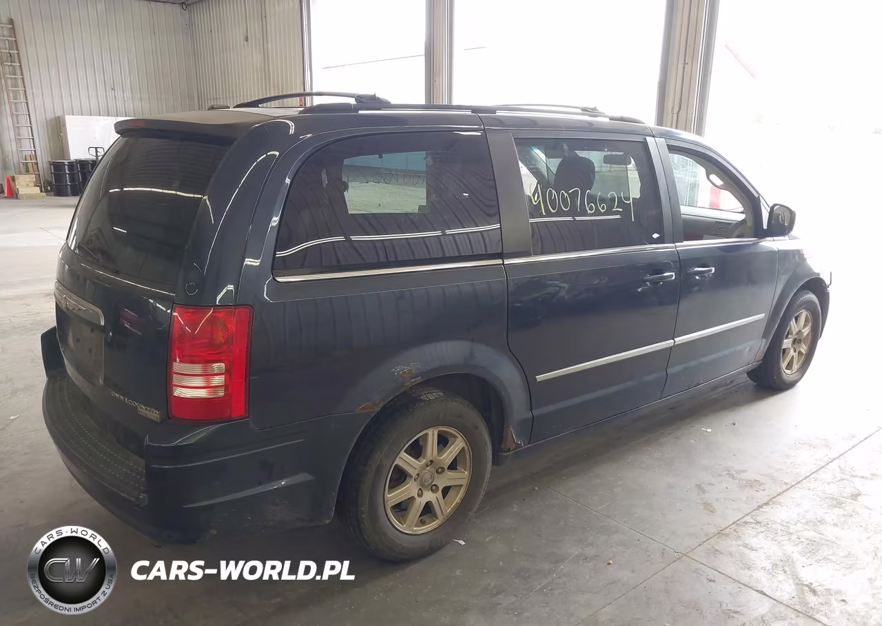 2009 Chrysler Town & Country Touring VIN:2A8HR54XX9R577935 - 4