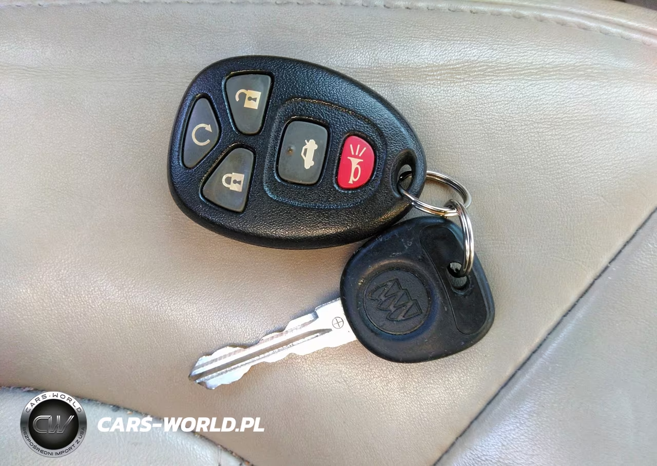 2010 Buick Lucerne Cxl VIN:1G4HC5EMXAU107341 - 11