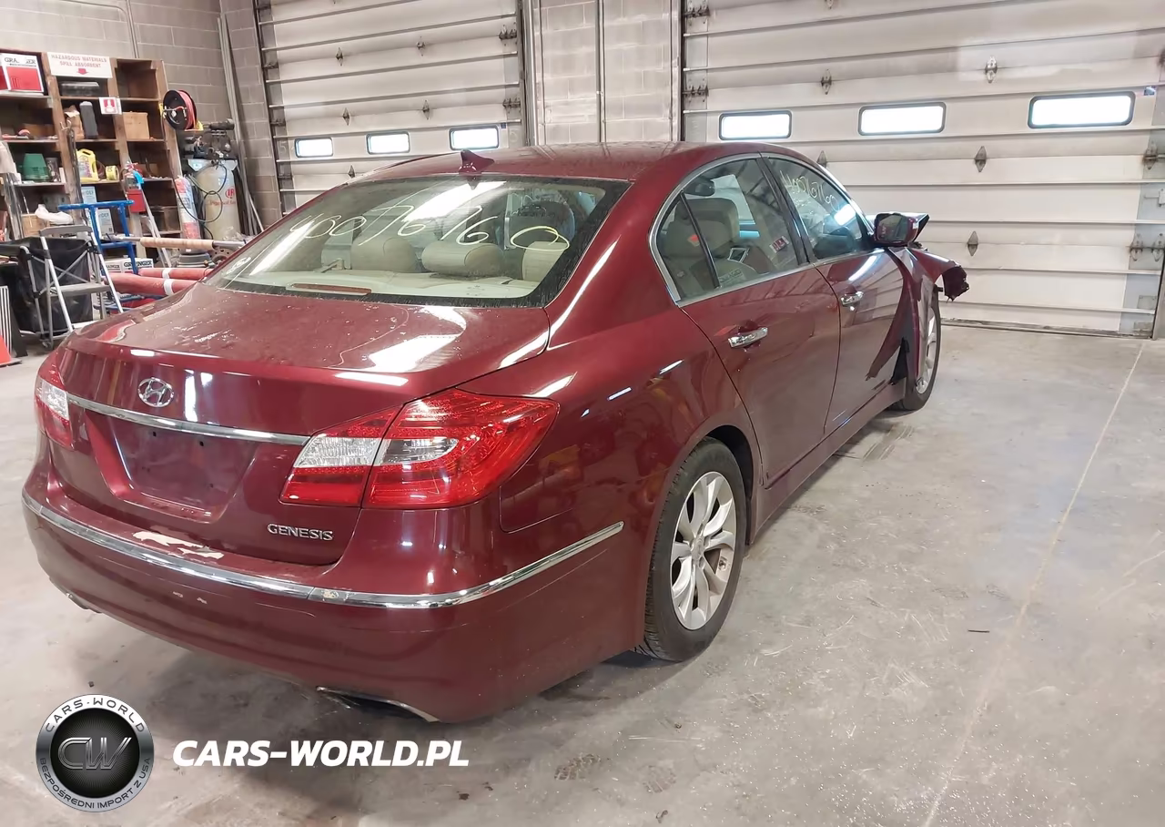 2012 Hyundai Genesis 3.8 VIN:KMHGC4DD9CU176659 - 4