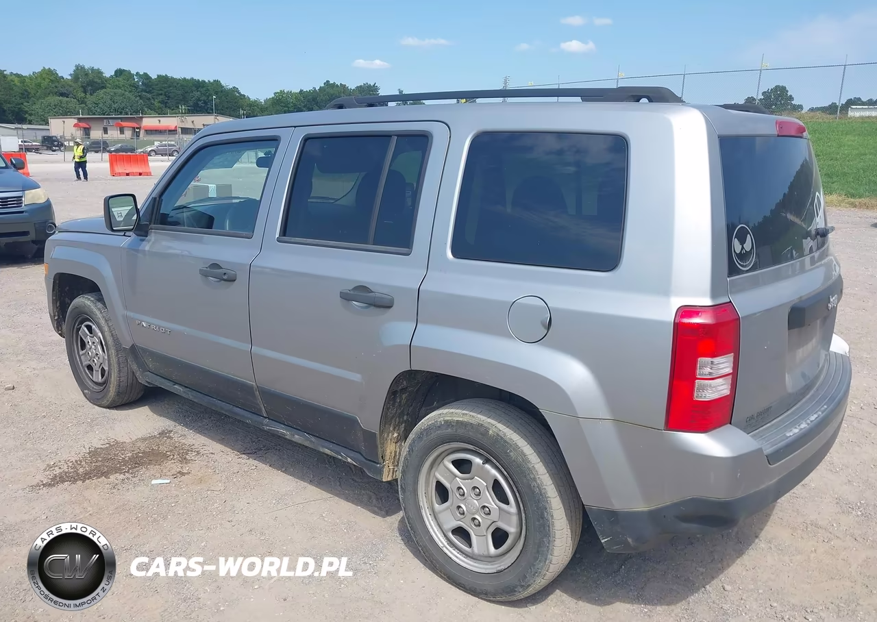 2015 Jeep Patriot Sport VIN:1C4NJPBA9FD368535 - 3