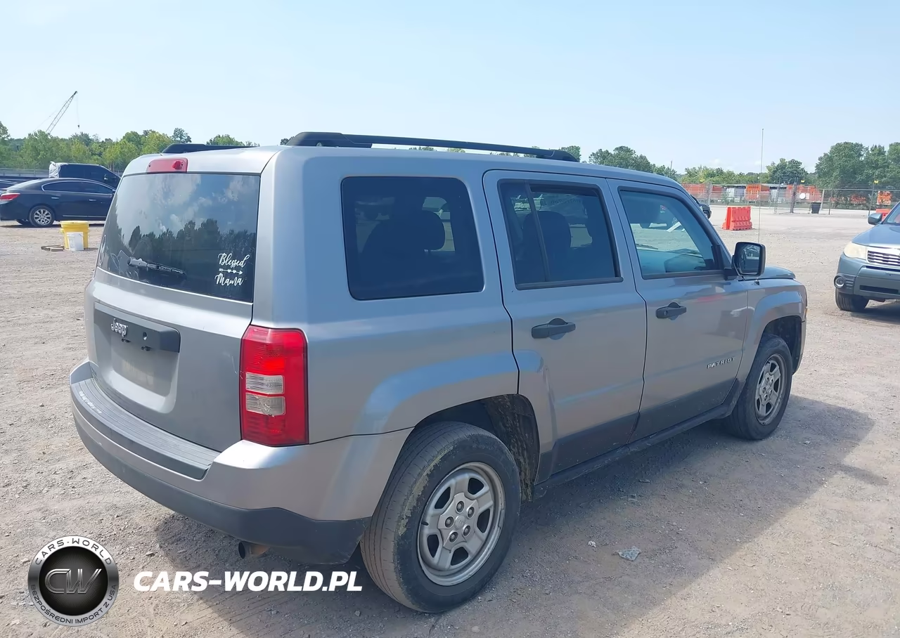 2015 Jeep Patriot Sport VIN:1C4NJPBA9FD368535 - 4