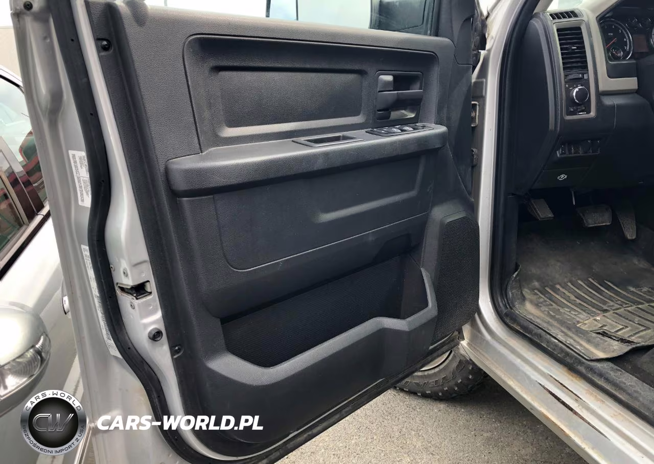 2016 Jeep Cherokee Sport VIN:1C4PJMAB1GW182334 - 16