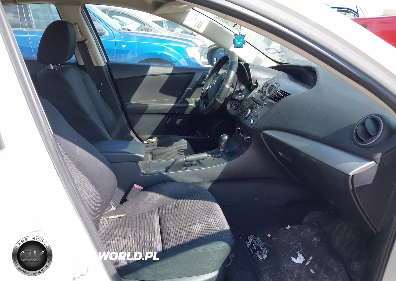 2013 Mazda Mazda3 I Sport VIN:JM1BL1U76D1729326 - 5