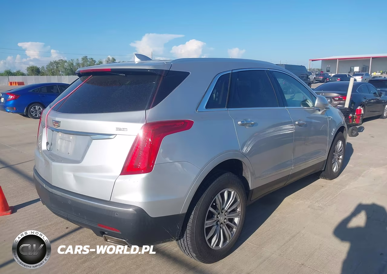 2018 Cadillac Xt5 Luxury VIN:1GYKNCRS2JZ242828 - 4