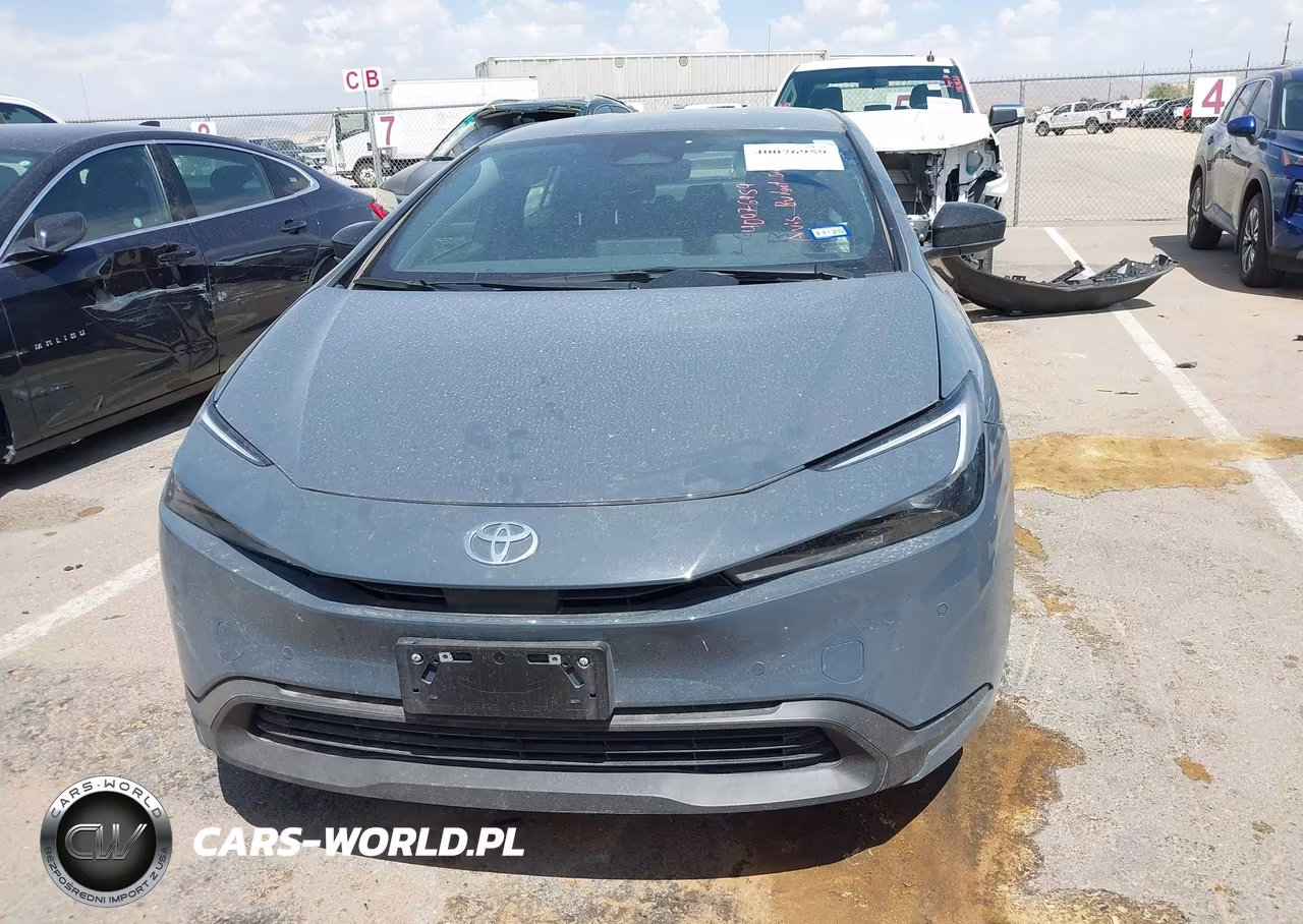 2024 Toyota Prius Le VIN:JTDACAAU5R3015849 - 12