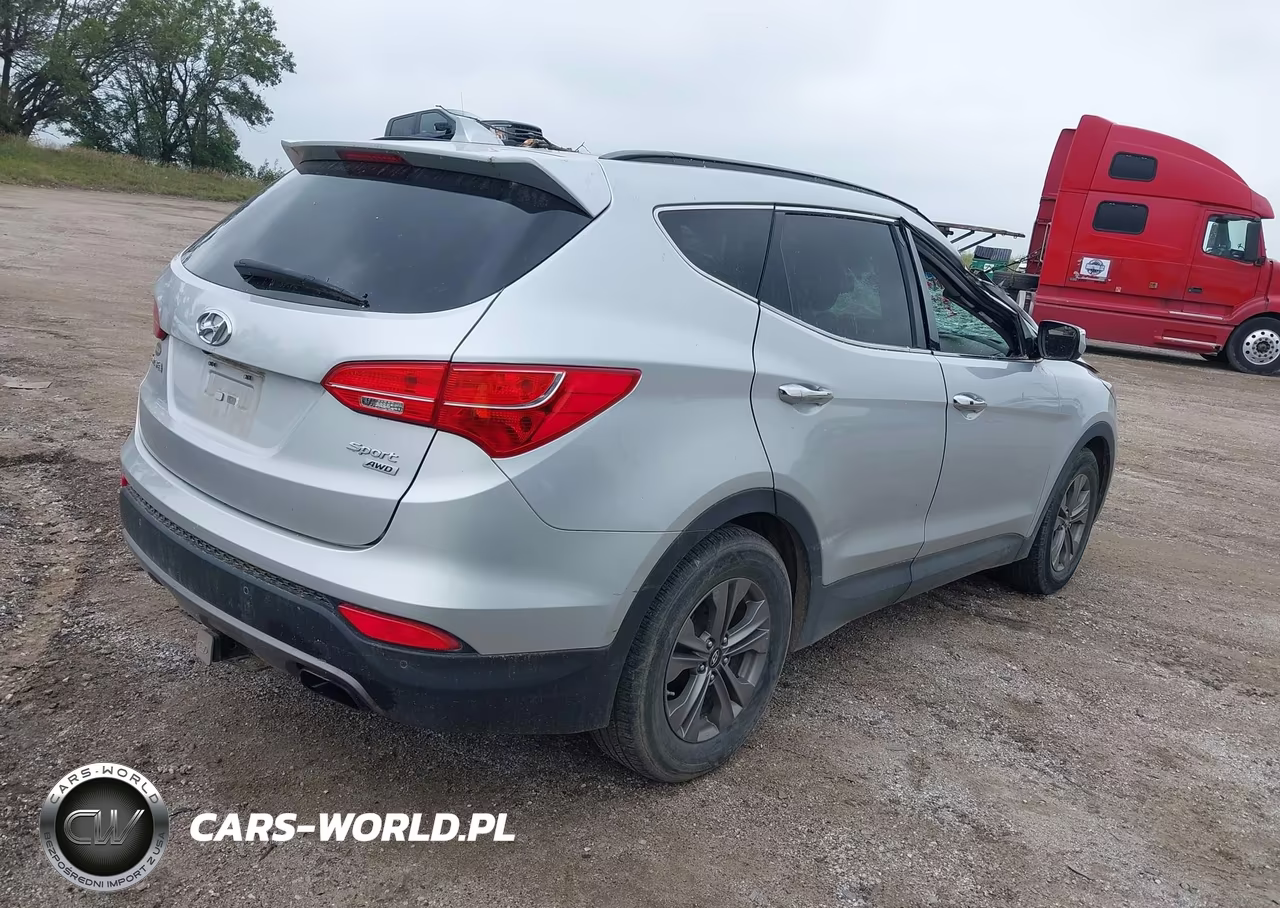 2015 Hyundai Santa Fe Sport 2.4L VIN:5XYZUDLB3FG260220 - 4