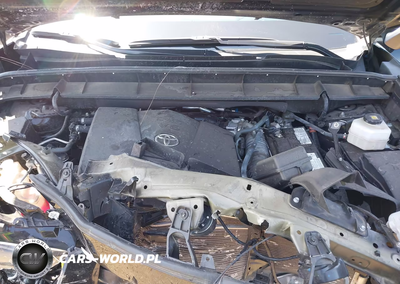2022 Toyota Highlander Xle VIN:5TDHZRAH9NS550951 - 10