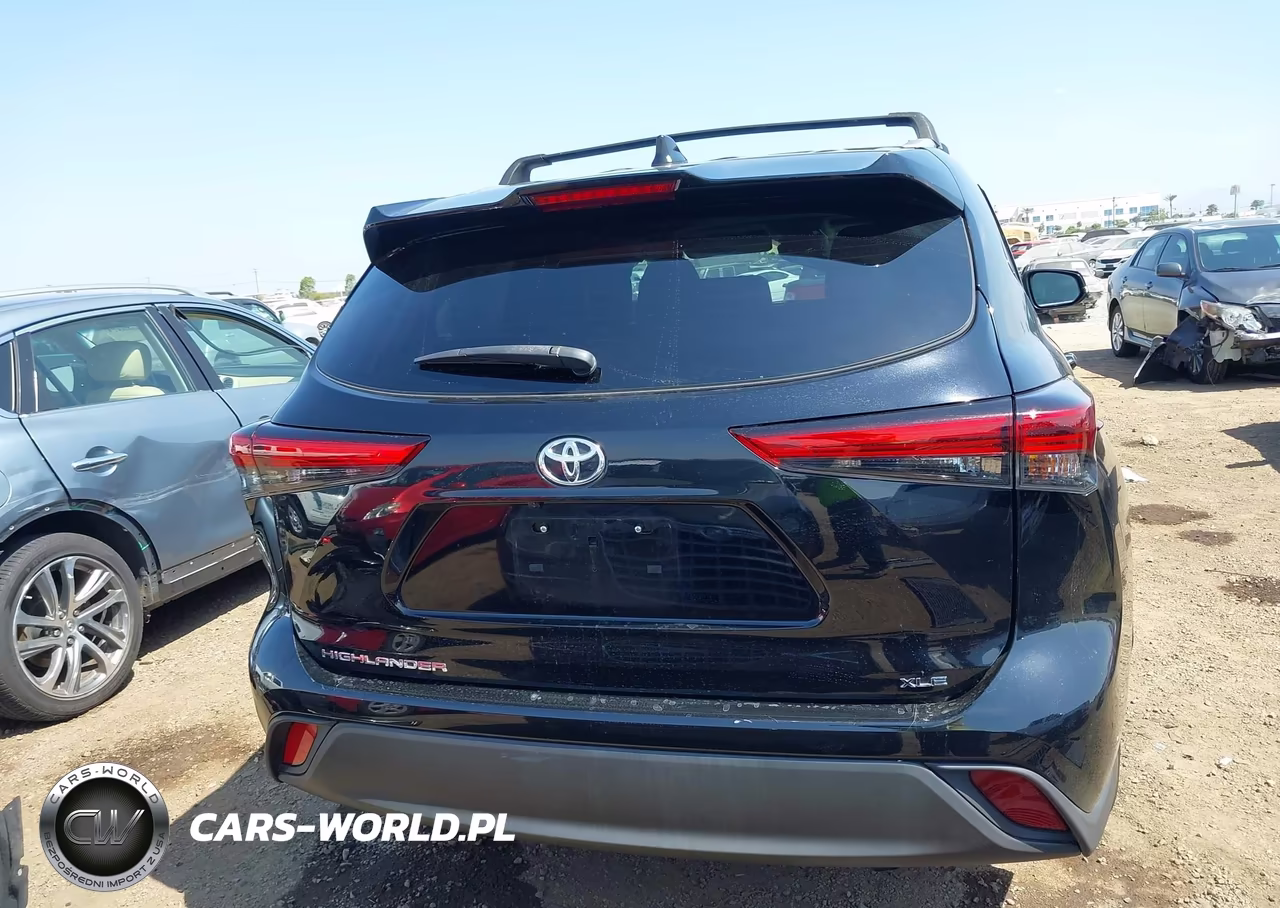 2022 Toyota Highlander Xle VIN:5TDHZRAH9NS550951 - 17