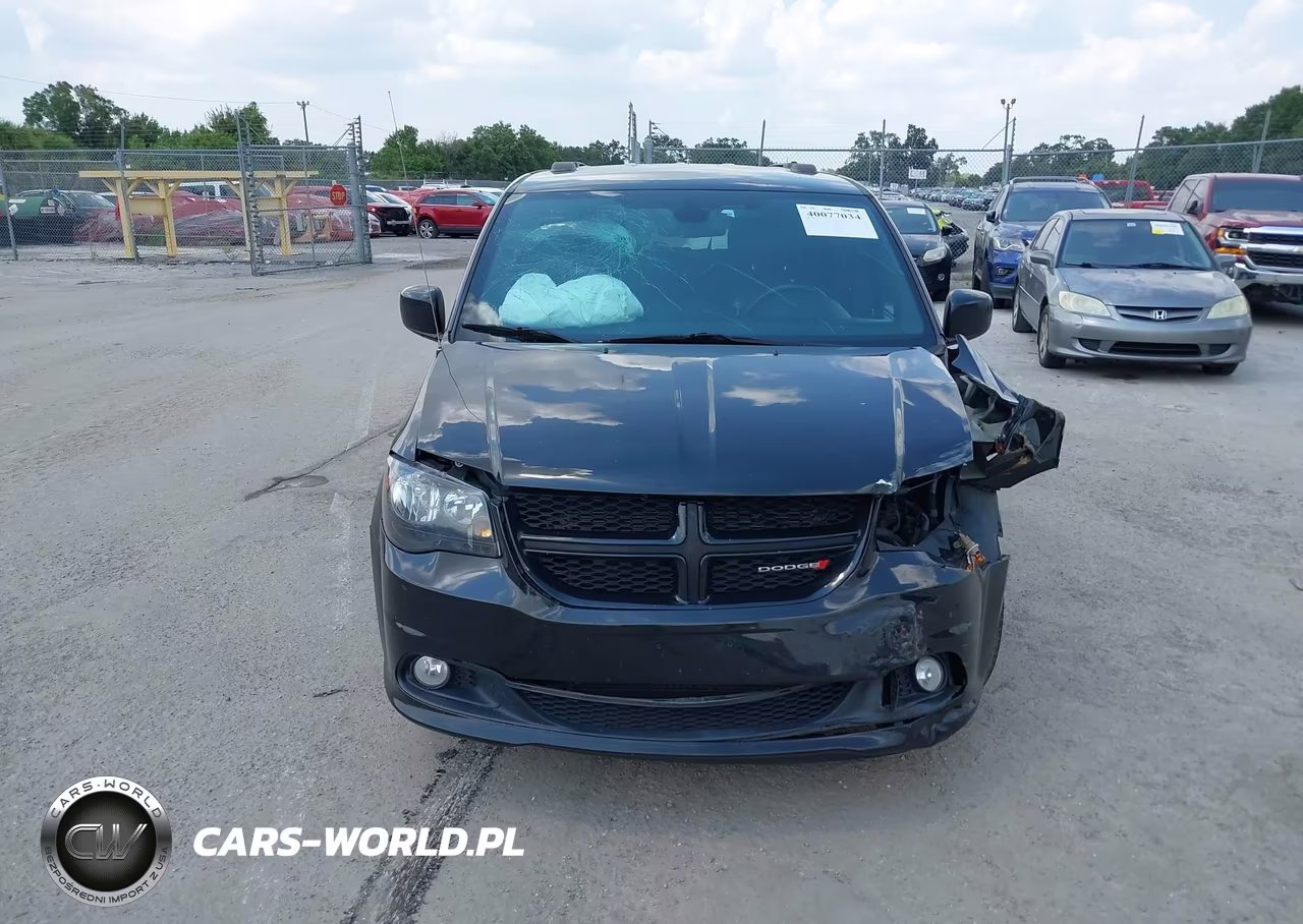 2018 Dodge Grand Caravan Gt VIN:2C4RDGEGXJR285095 - 12