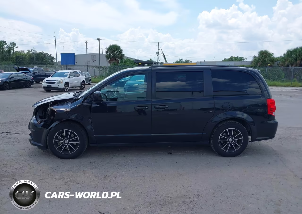 2018 Dodge Grand Caravan Gt VIN:2C4RDGEGXJR285095 - 14