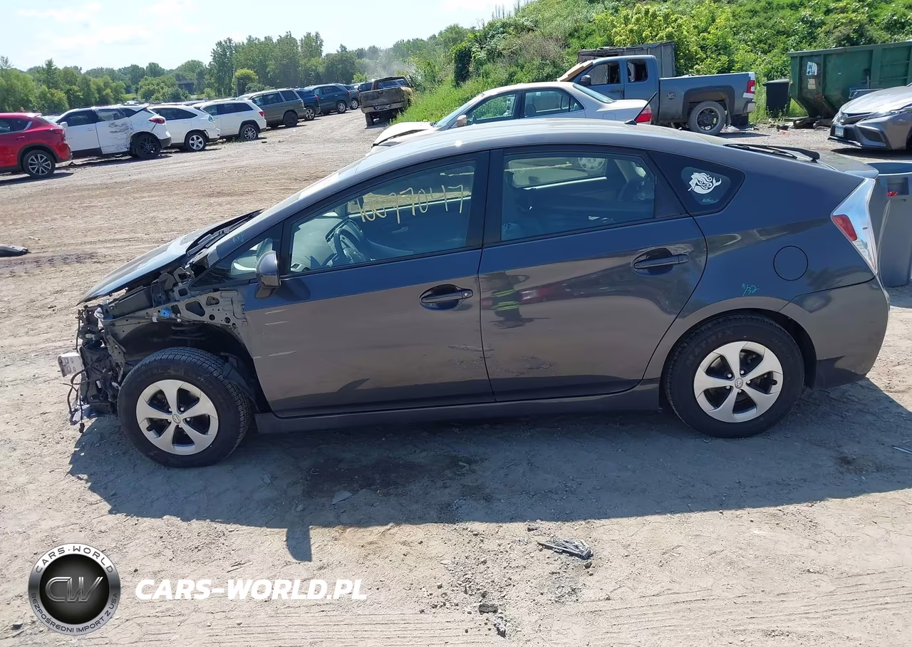 2012 Toyota Prius Two VIN:JTDKN3DU4C1538417 - 15