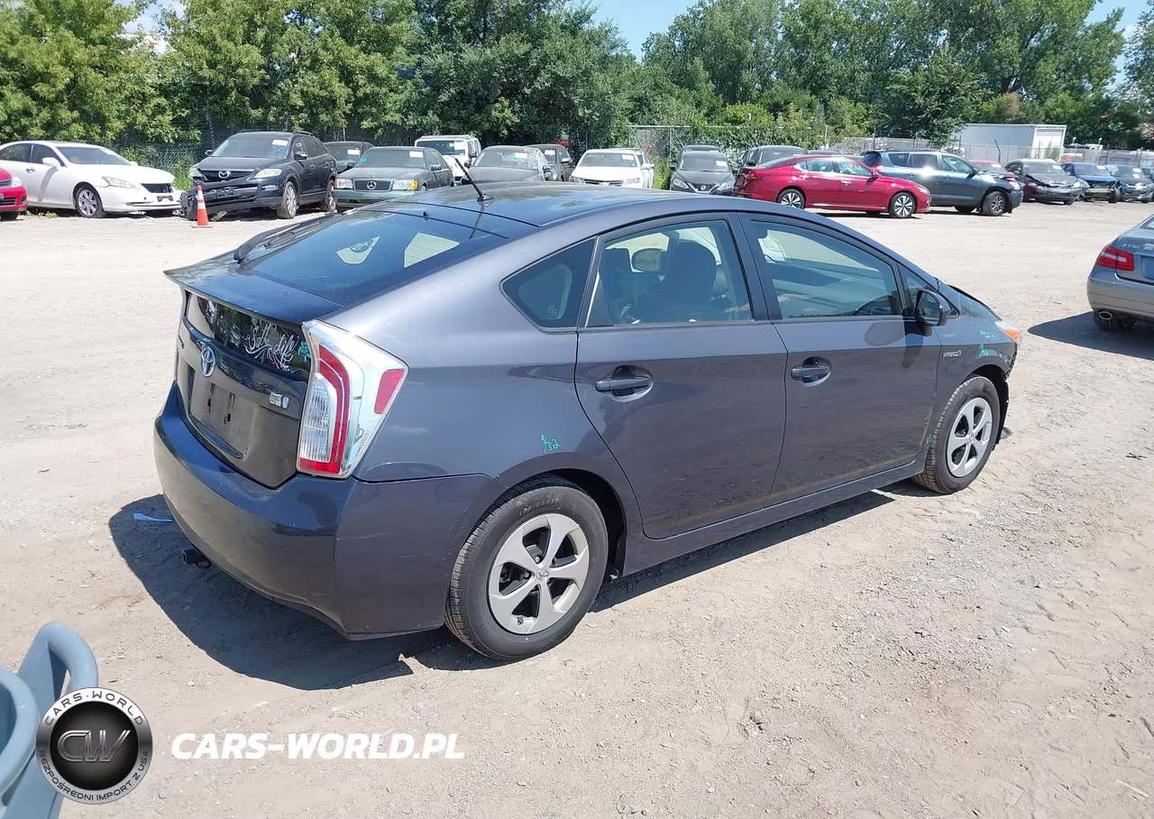 2012 Toyota Prius Two VIN:JTDKN3DU4C1538417 - 4