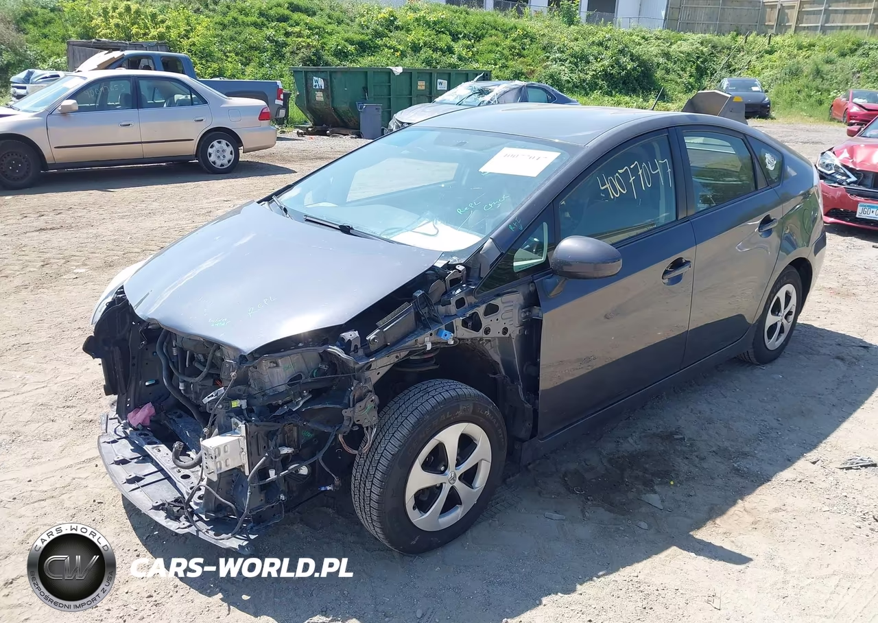 2012 Toyota Prius Two VIN:JTDKN3DU4C1538417 - 6