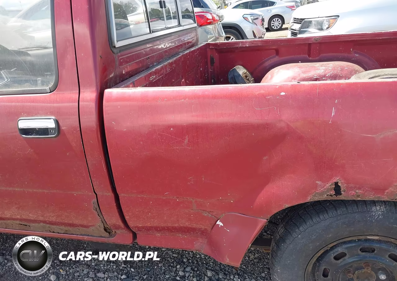 1990 Toyota Pickup 1-2 Ton Short Wheelbase VIN:JT4RN81R3L5076503 - 6