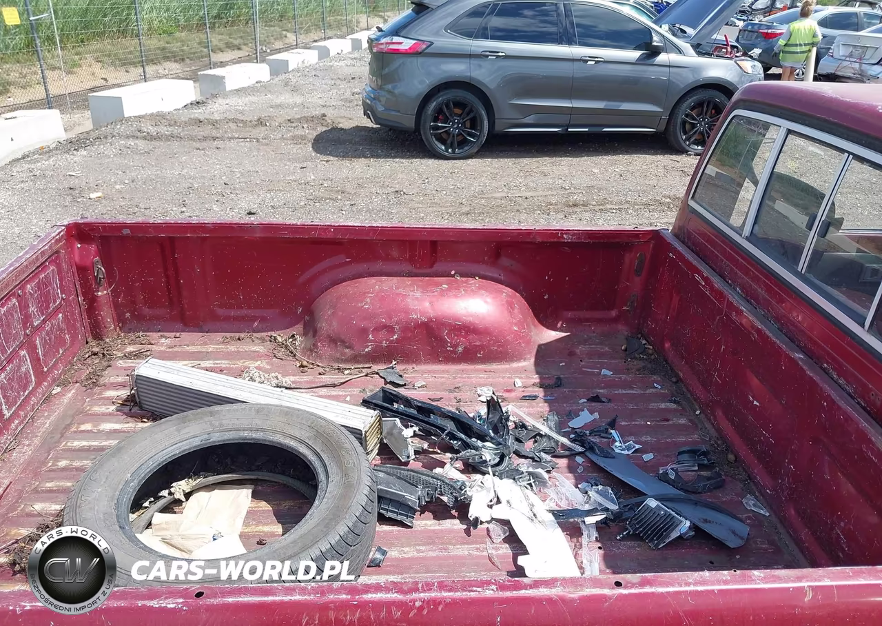 1990 Toyota Pickup 1-2 Ton Short Wheelbase VIN:JT4RN81R3L5076503 - 8