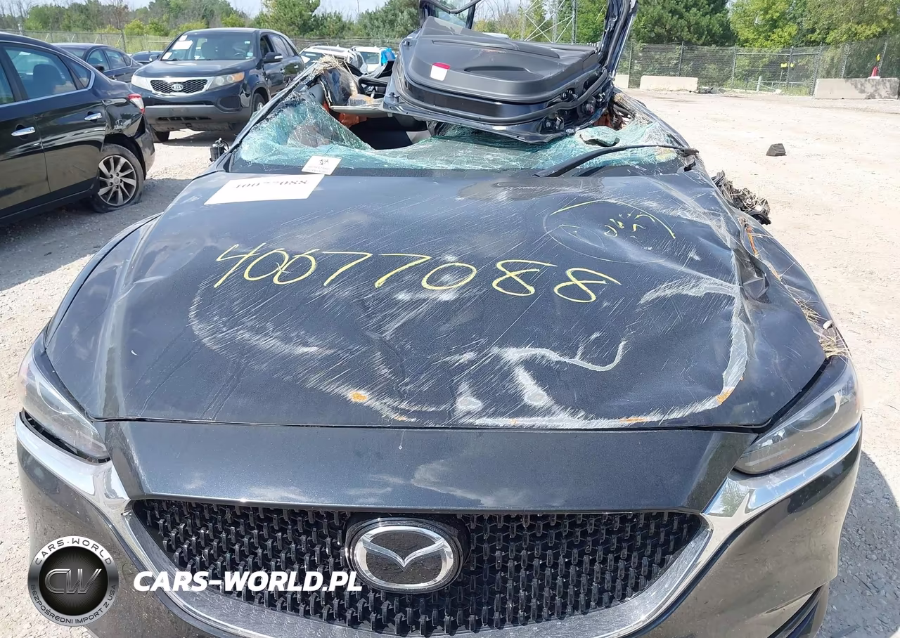 2019 Mazda Mazda6 Touring VIN:JM1GL1VM6K1500071 - 10